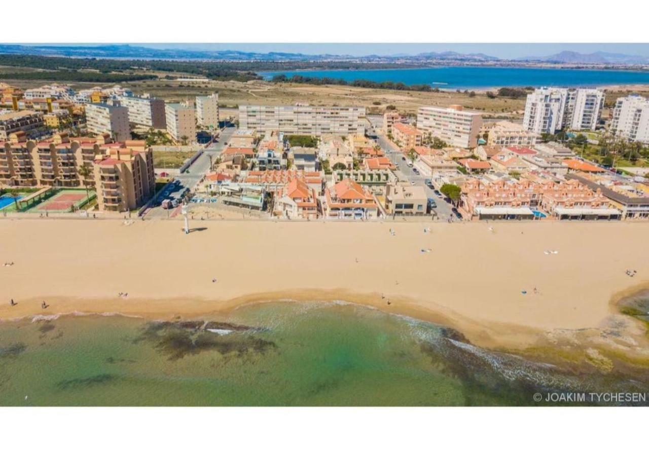 34 Retro Beach House - Alicante Real Estate Torrevieja Exterior photo
